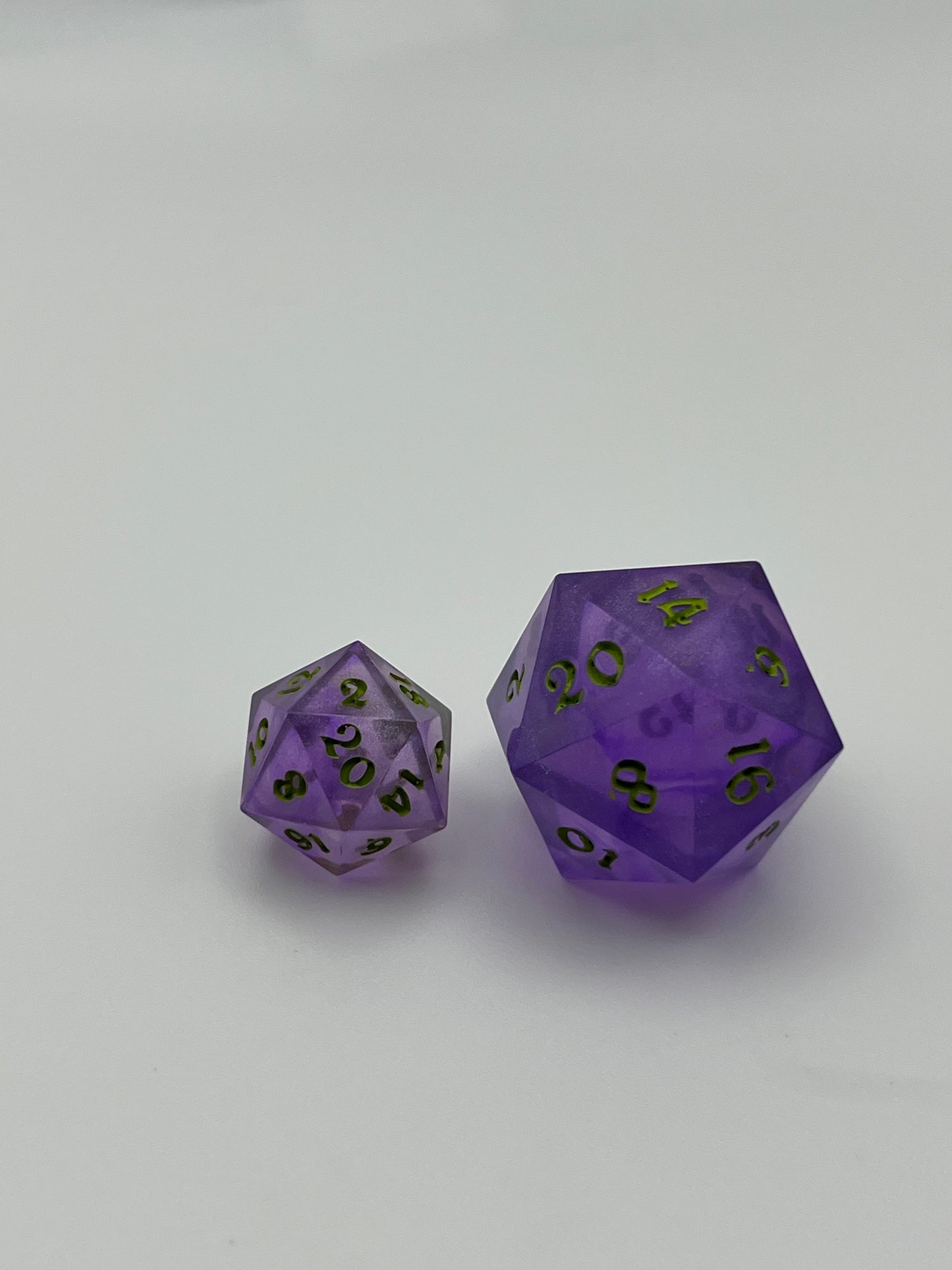 Mini Groovy Purple and Green Dice